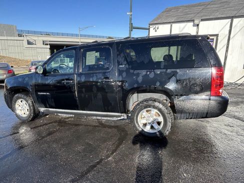 Used 2014 GMC Yukon XL SLT image 9