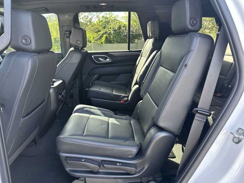 Used 2023 Chevrolet Tahoe LT w/ LT Signature Package RWD image 18