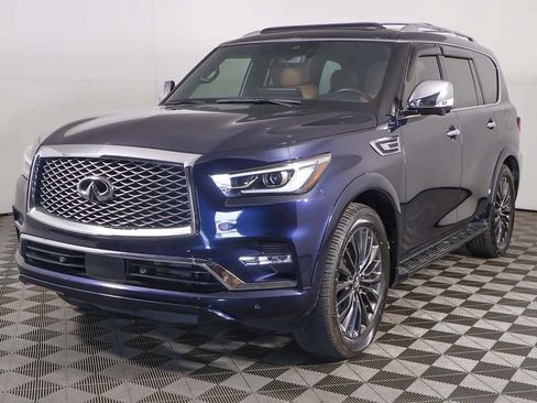 Used 2023 INFINITI QX80 Sensory w/ Cargo Package AWD/4WD image 14