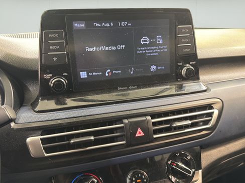 Used 2021 Kia Seltos S FWD image 17