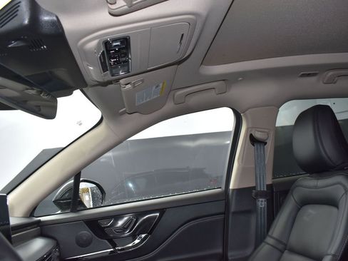 New 2025 Lincoln Corsair Reserve image 20