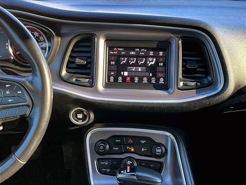 Used 2019 Dodge Challenger SXT w/ Driver Convenience Group image 6