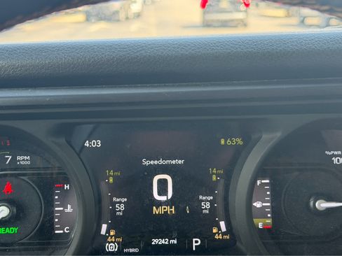 Used 2024 Jeep Wrangler Unlimited w/ Convenience Group AWD/4WD image 16