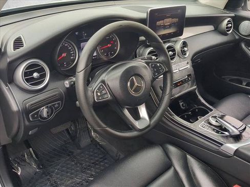 Used 2017 Mercedes-Benz GLC 300 4MATIC Coupe image 10