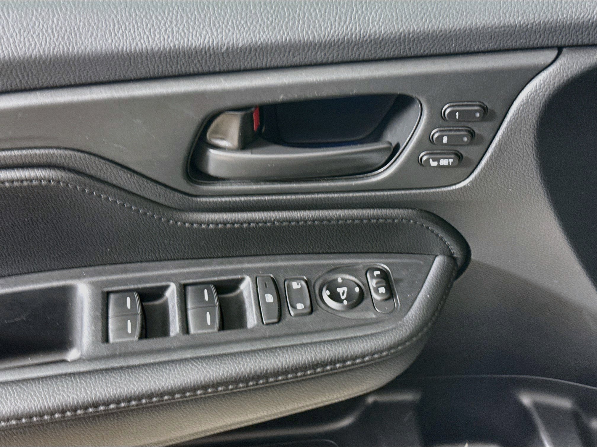 Certified 2025 Honda Odyssey EX-L image 20