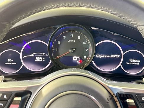 Used 2022 Porsche Cayenne GTS AWD/4WD image 15