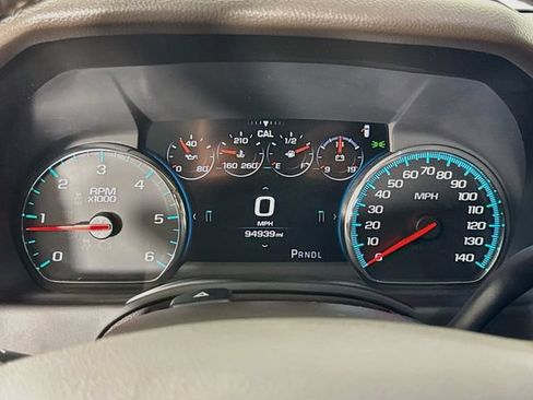 Used 2017 Chevrolet Tahoe Premier AWD/4WD image 12