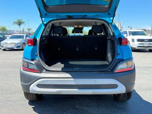 Used 2022 Hyundai Kona SEL w/ Cargo Package AWD/4WD image 8