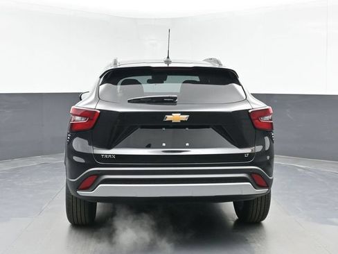 Used 2026 Chevrolet Trax LT w/ Driver Confidence Package FWD image 13