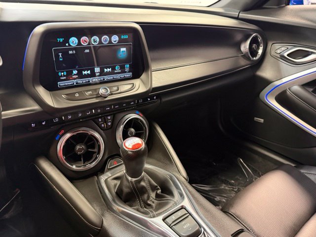 Used 2018 Chevrolet Camaro SS RWD image 18