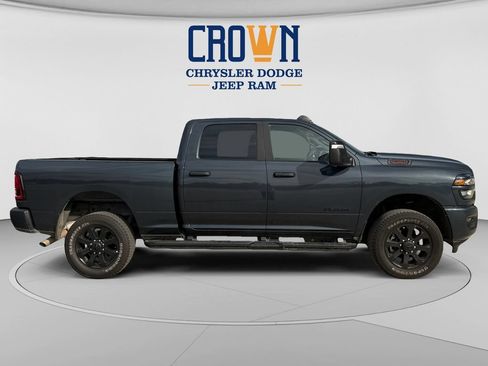 Used 2025 RAM 2500 Big Horn AWD/4WD image 2