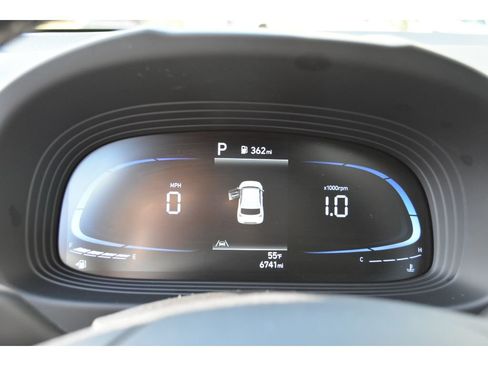 Used 2023 Hyundai Venue SEL w/ Cargo Package image 21