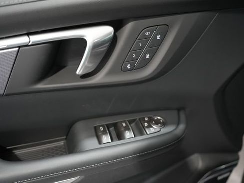 New 2026 Buick Enclave Sport Touring w/ Power Package AWD/4WD image 13