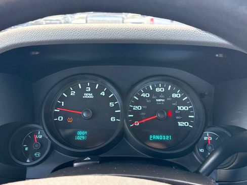 Used 2010 Chevrolet Silverado 1500 W/T RWD image 15