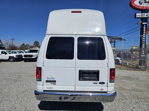 Used 2014 Ford E-350 and Econoline 350 Extended Super Duty w/ Power Group RWD image 6