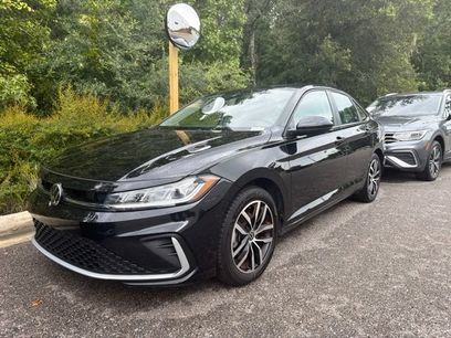 Used 2025 Volkswagen Jetta SE