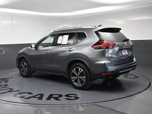 Used 2019 Nissan Rogue SV w/ Premium Package AWD/4WD image 7