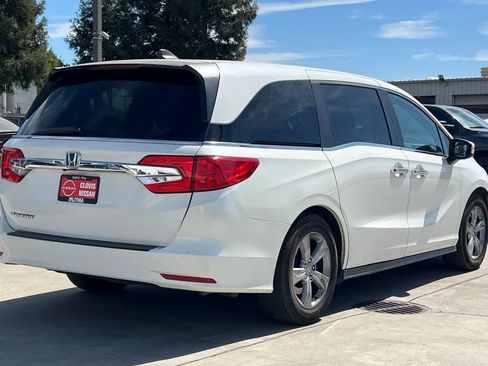 Used 2019 Honda Odyssey EX image 3
