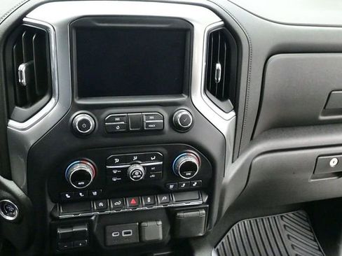 Used 2020 Chevrolet Silverado 1500 LTZ w/ LTZ Convenience Package image 21