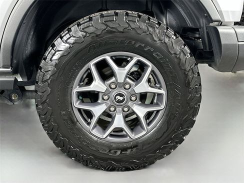 Used 2024 Ford Bronco Badlands AWD/4WD image 28
