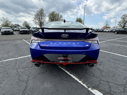 Used 2022 Hyundai Elantra N image 9
