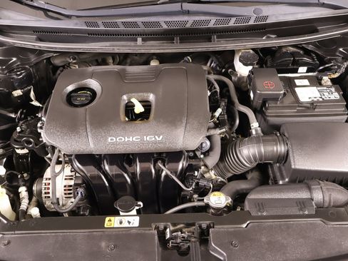 Used 2017 Kia Forte LX FWD image 17