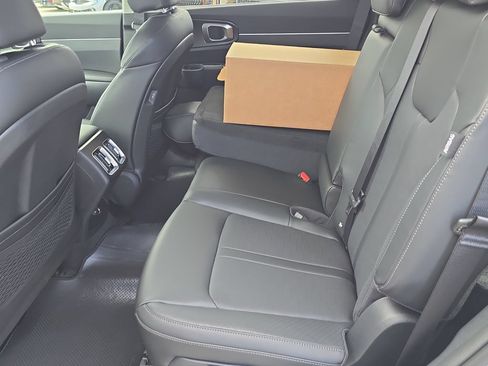 New 2026 Kia Sorento S AWD/4WD image 16