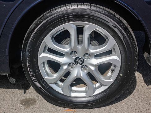 Used 2017 Toyota Yaris iA image 11