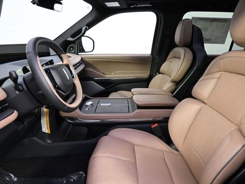 New 2026 Lincoln Navigator Black Label AWD/4WD image 13