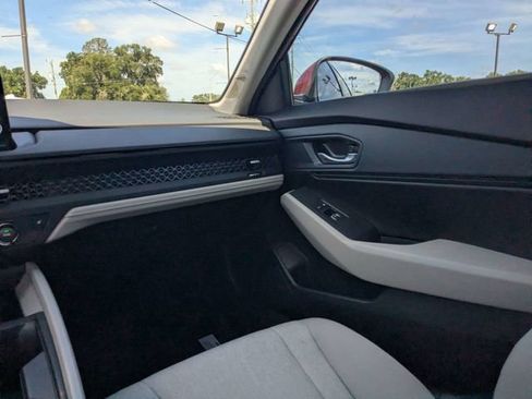 Used 2024 Honda Accord EX image 16