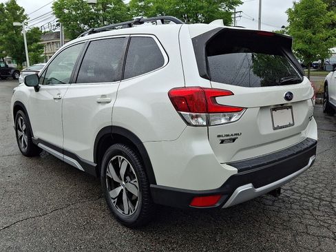 Used 2020 Subaru Forester Touring AWD/4WD image 6