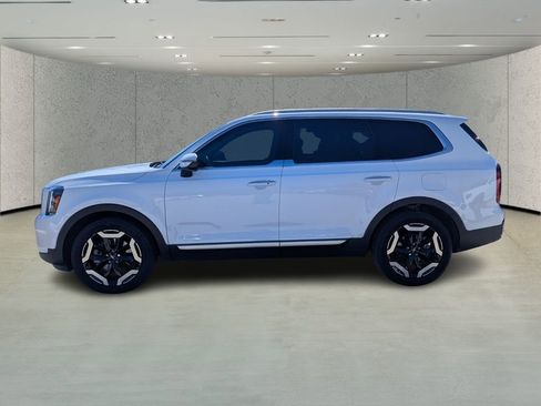 Used 2024 Kia Telluride S w/ S Sunroof Package image 6