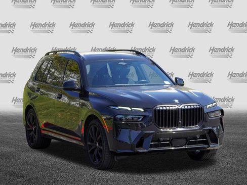 Certified 2024 BMW X7 xDrive40i w/ M Sport Package AWD/4WD image 2