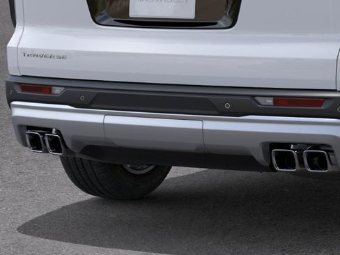 New 2026 Chevrolet Traverse LT w/ Sun and Wheel Package image 14