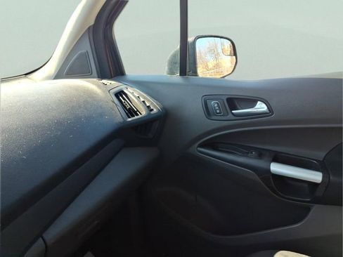 Used 2019 Ford Transit Connect XLT FWD image 20