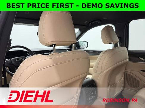 New 2025 Jeep Grand Cherokee L Limited w/ Black Appearance Package image 20