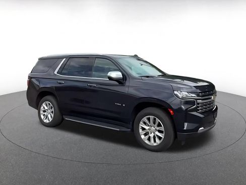 Used 2023 Chevrolet Tahoe Premier AWD/4WD image 2