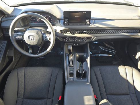 Used 2023 Honda Accord EX image 12