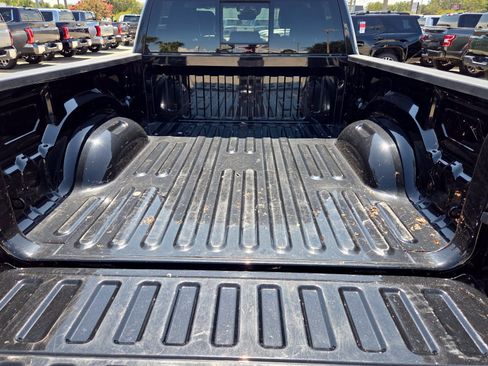 Used 2023 RAM 1500 Laramie AWD/4WD image 9