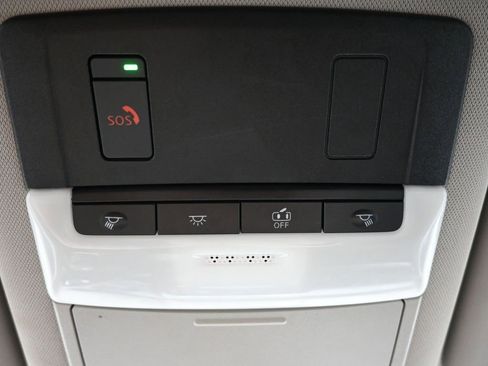 Used 2023 Nissan Rogue SV image 21