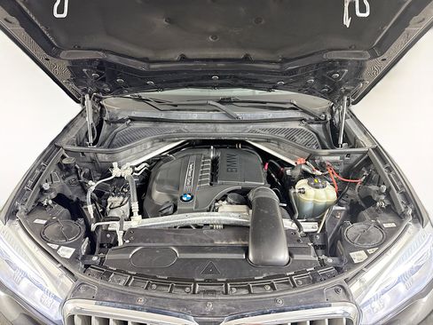 Used 2018 BMW X5 xDrive35i w/ Driving Assistance Package AWD/4WD image 39