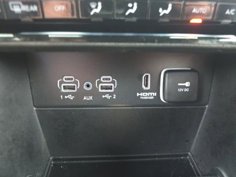 Used 2023 Jeep Grand Cherokee 4WD 4xe image 25