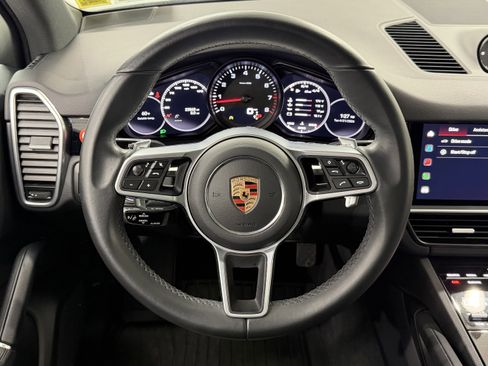 Certified 2023 Porsche Cayenne AWD/4WD image 46