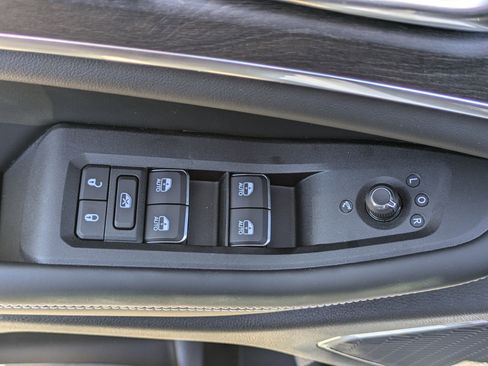 New 2025 Jeep Grand Cherokee L Overland w/ Advanced Protech Group III image 21