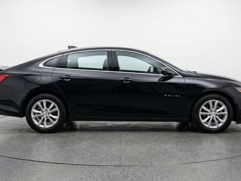 Used 2024 Chevrolet Malibu LT image 11