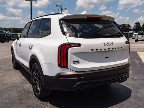 Used 2022 Kia Telluride SX w/ Nightfall Edition Package AWD/4WD image 3