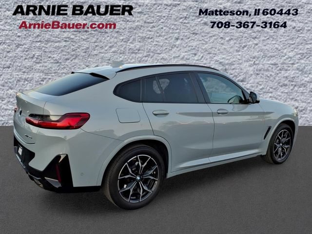 Used 2024 BMW X4 xDrive30i w/ Premium Package AWD/4WD image 6