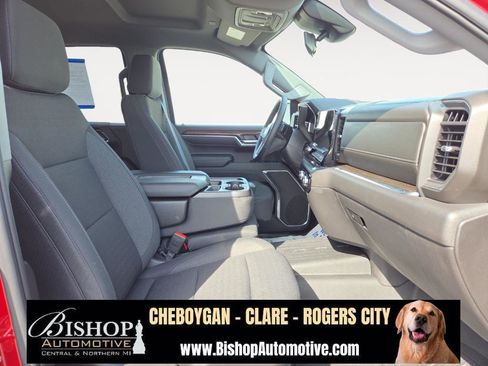 Used 2024 GMC Sierra 1500 Elevation image 29