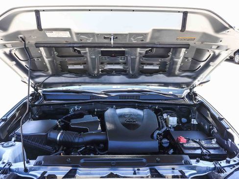 Certified 2023 Toyota Tacoma TRD Sport w/ TRD Premium Sport Package AWD/4WD image 29