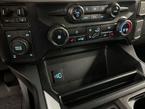 Used 2023 Ford F250 XLT w/ XLT Premium Package AWD/4WD image 18